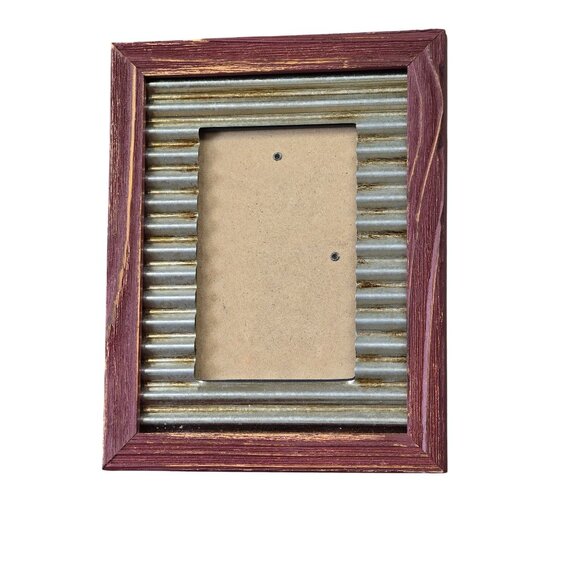 Rustic Red & Metal Picture Frame 4" x 6" By Prinz - Picture 1 of 11